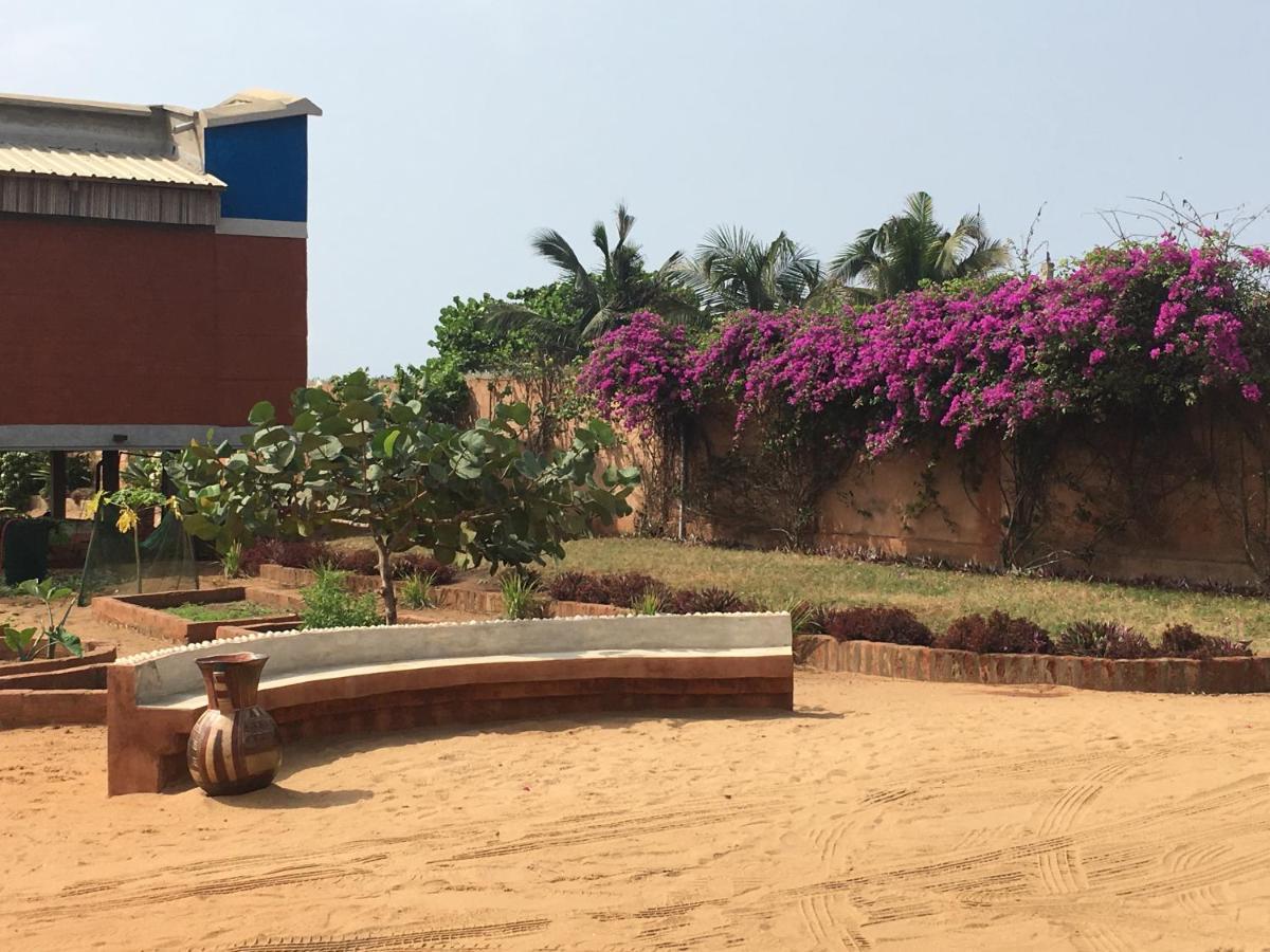 La Maison Bleue Lomé Exterior foto